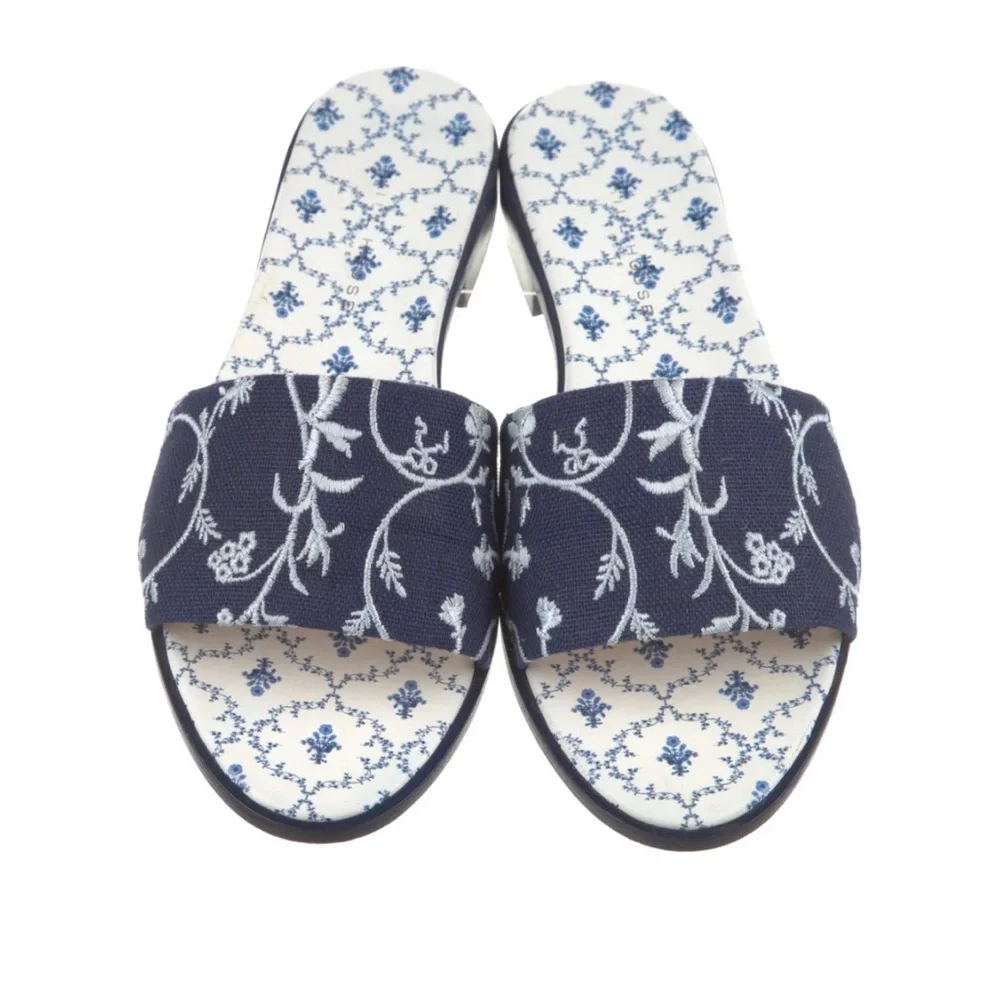 Hill House Home The City Summer Slide Blue Botanical 8 - Picture 4 of 14